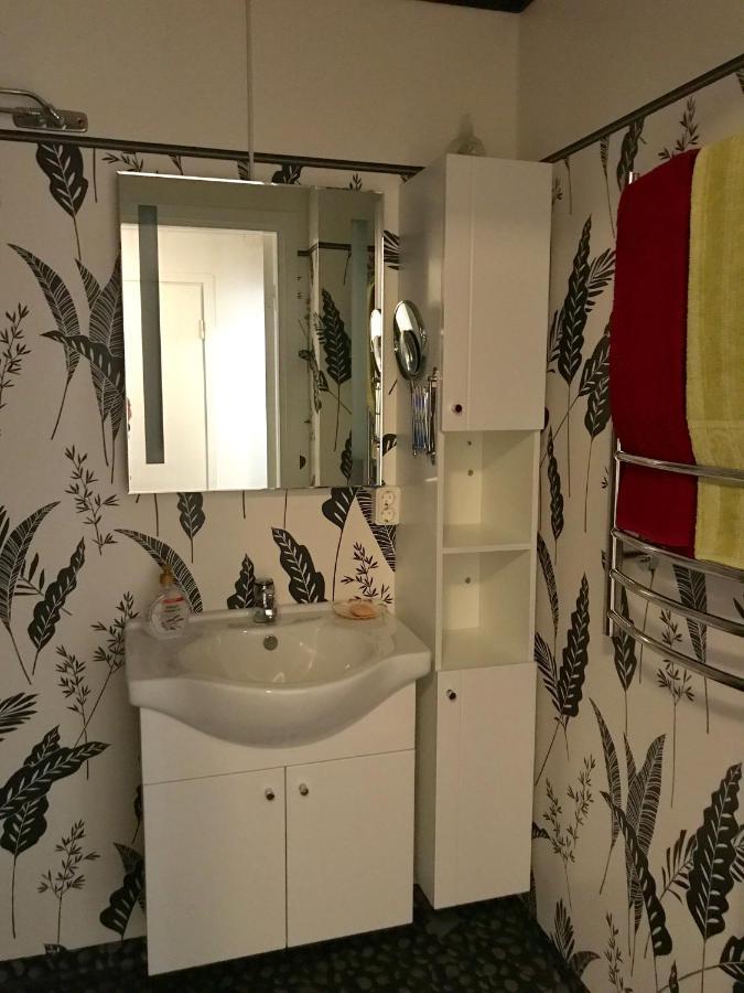 Stenhälla Bed&Breakfast Holmsjö Exteriör bild