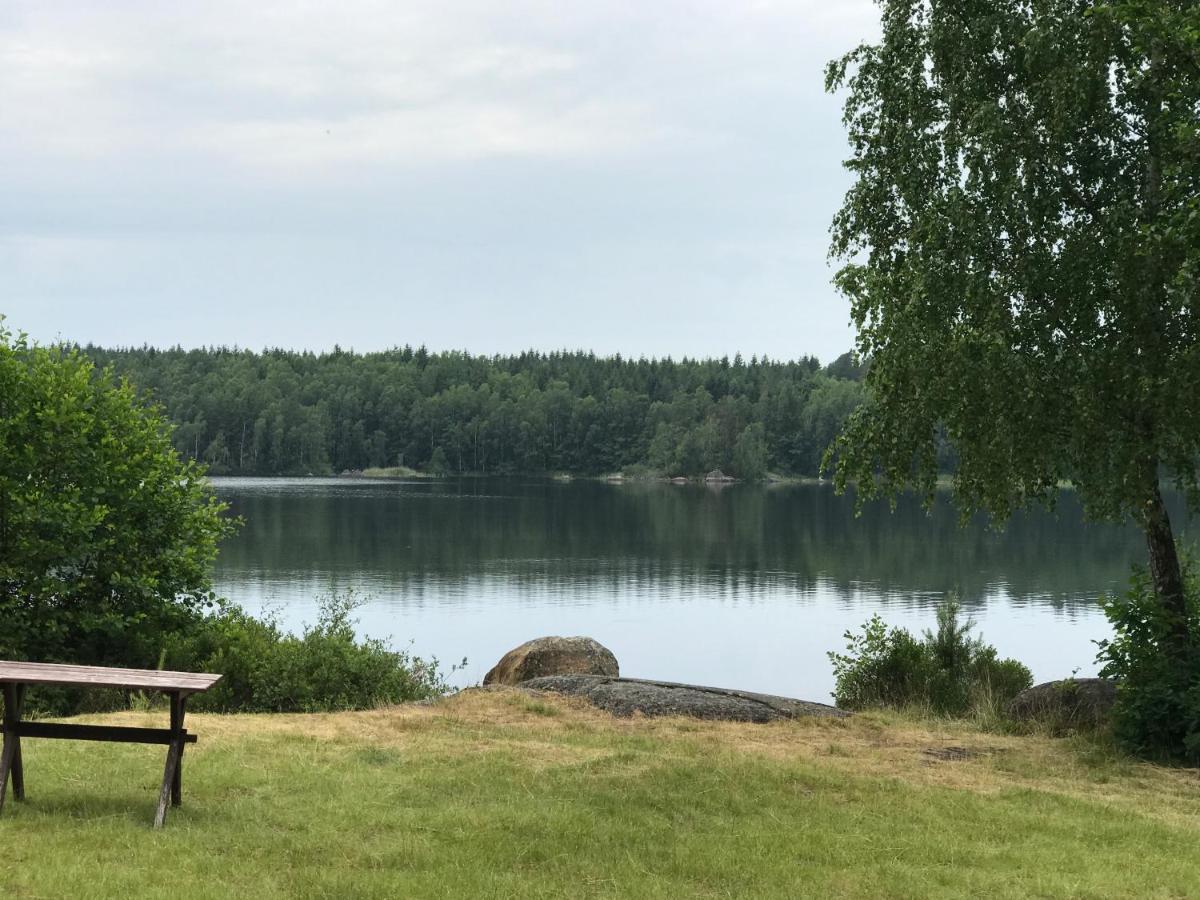 Stenhälla Bed&Breakfast Holmsjö Exteriör bild