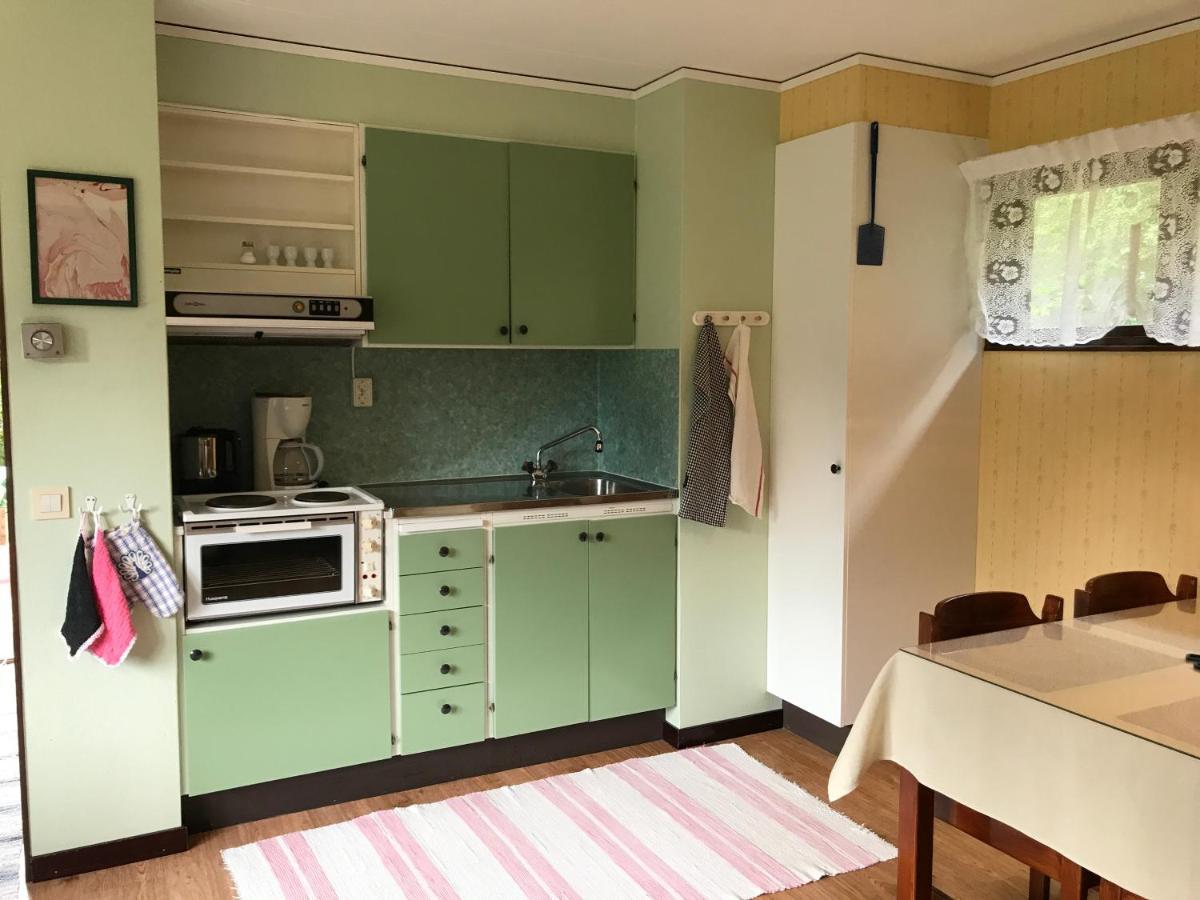 Stenhälla Bed&Breakfast Holmsjö Exteriör bild