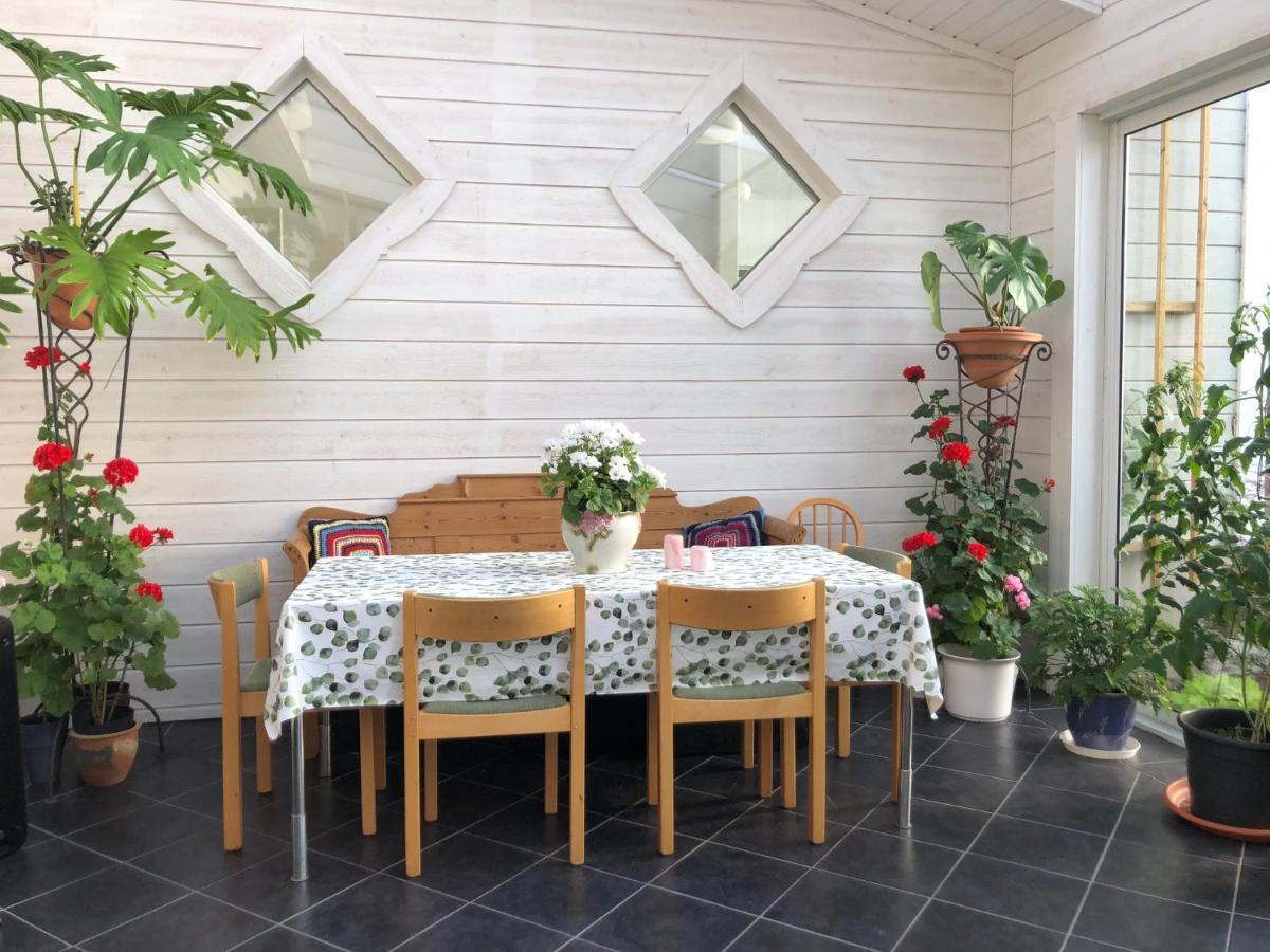 Stenhälla Bed&Breakfast Holmsjö Exteriör bild