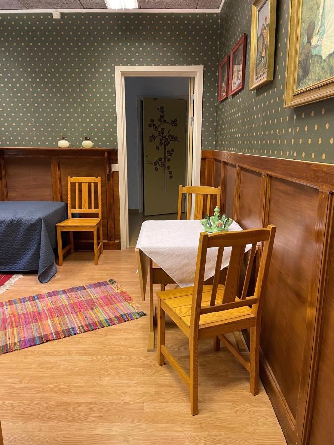 Stenhälla Bed&Breakfast Holmsjö Exteriör bild